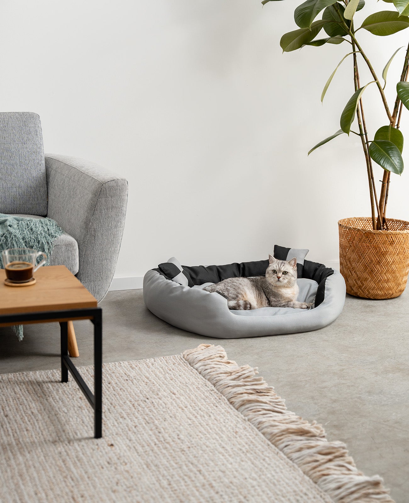 4-in-1 Katzenbett mit Wendekissen